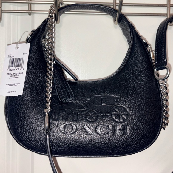 Coach Handbags - 🖤 NWT Coach Mini Carmen Crossbody in Pebble Leather